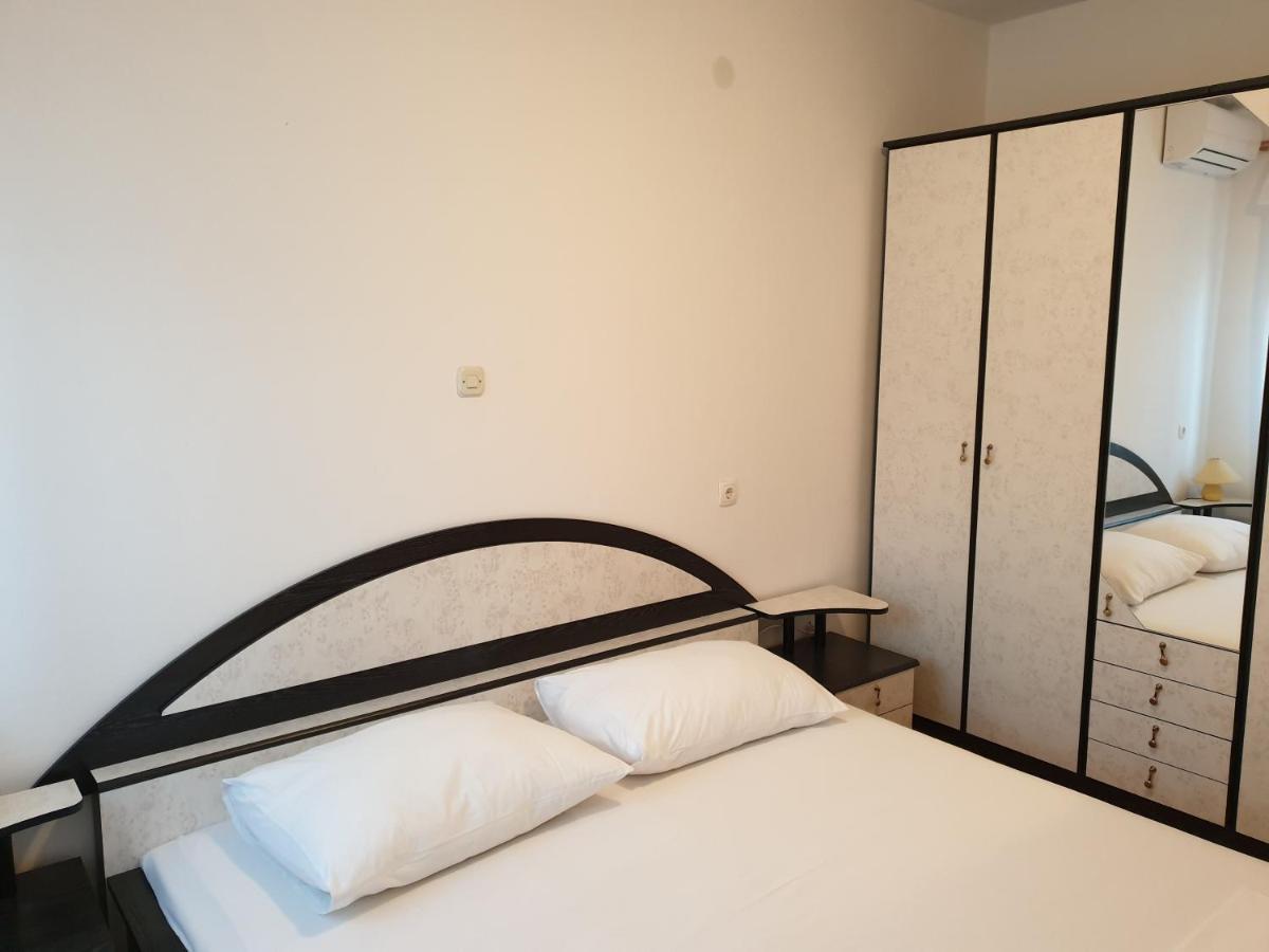 Triple Room Metajna 4120F المظهر الخارجي الصورة
